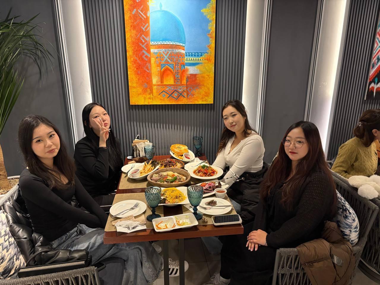 Uni Buddies Club Nomad 대표이미지